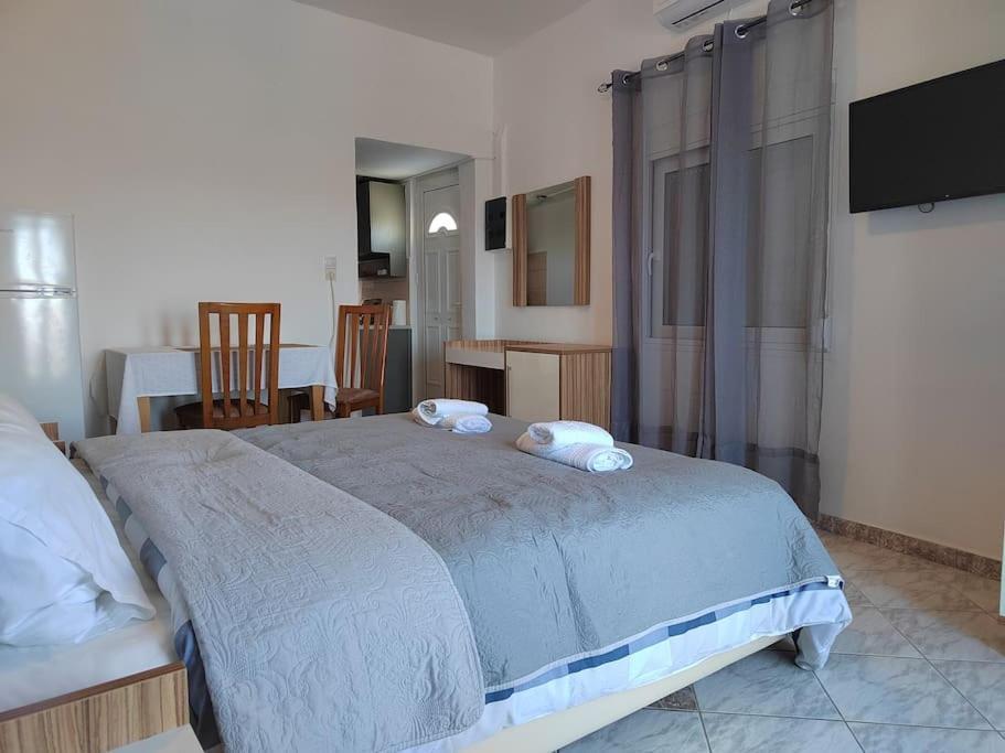 Jacob's Sunrise cottage Kíssamos Esterno foto